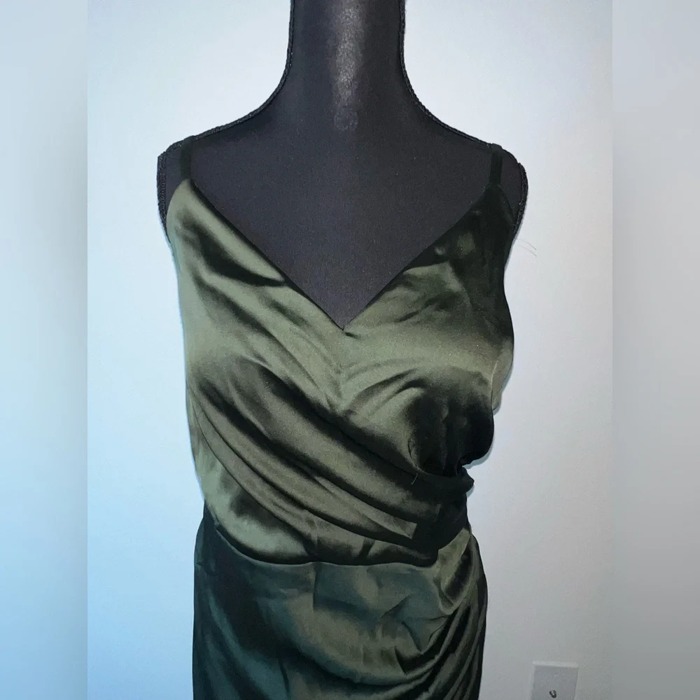 Rory Revelry Bridesmaid Formal Dress Deep Olive Size 18 - Picture 3 of 6